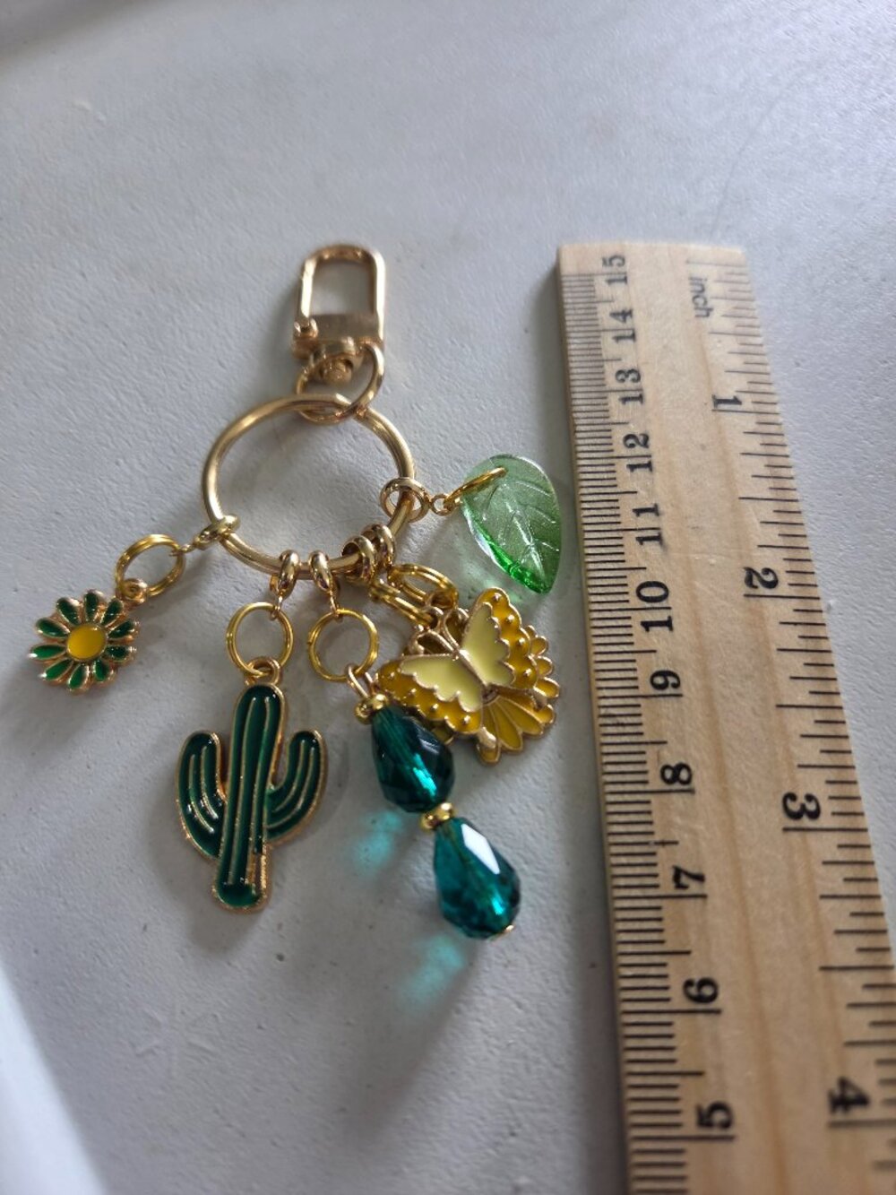 Flower theme keyring